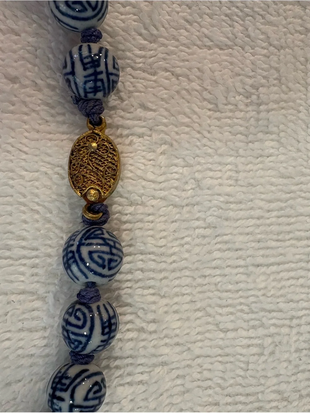 Blue and White Porcelain-Style Bead Necklace for Women